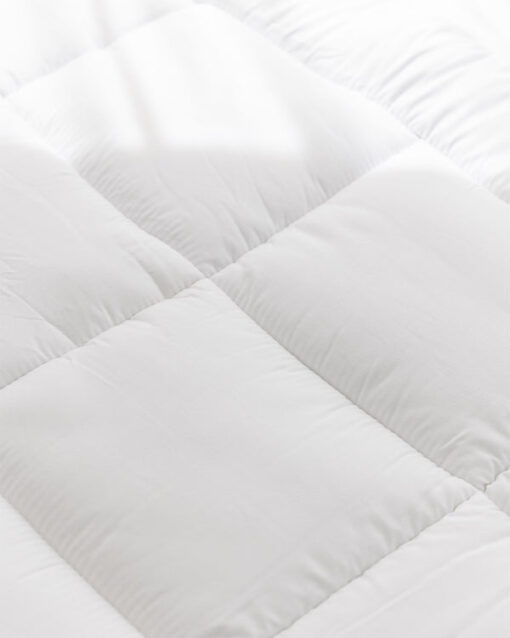 • مرتبة تطرية Mattress Topper